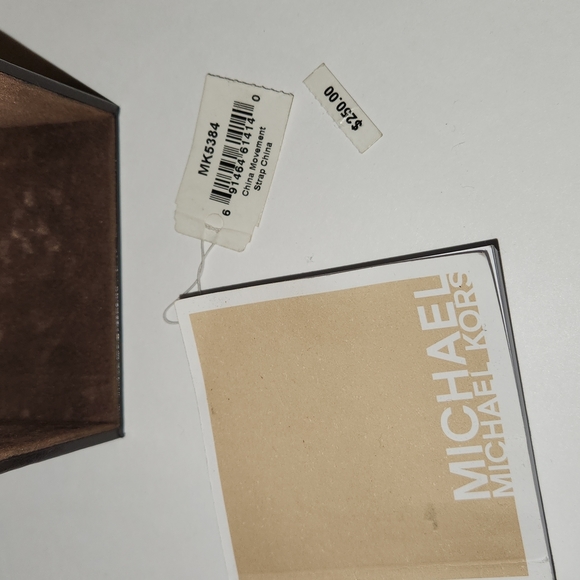 Michael Kors MK5384 Watch - Picture 4 of 9